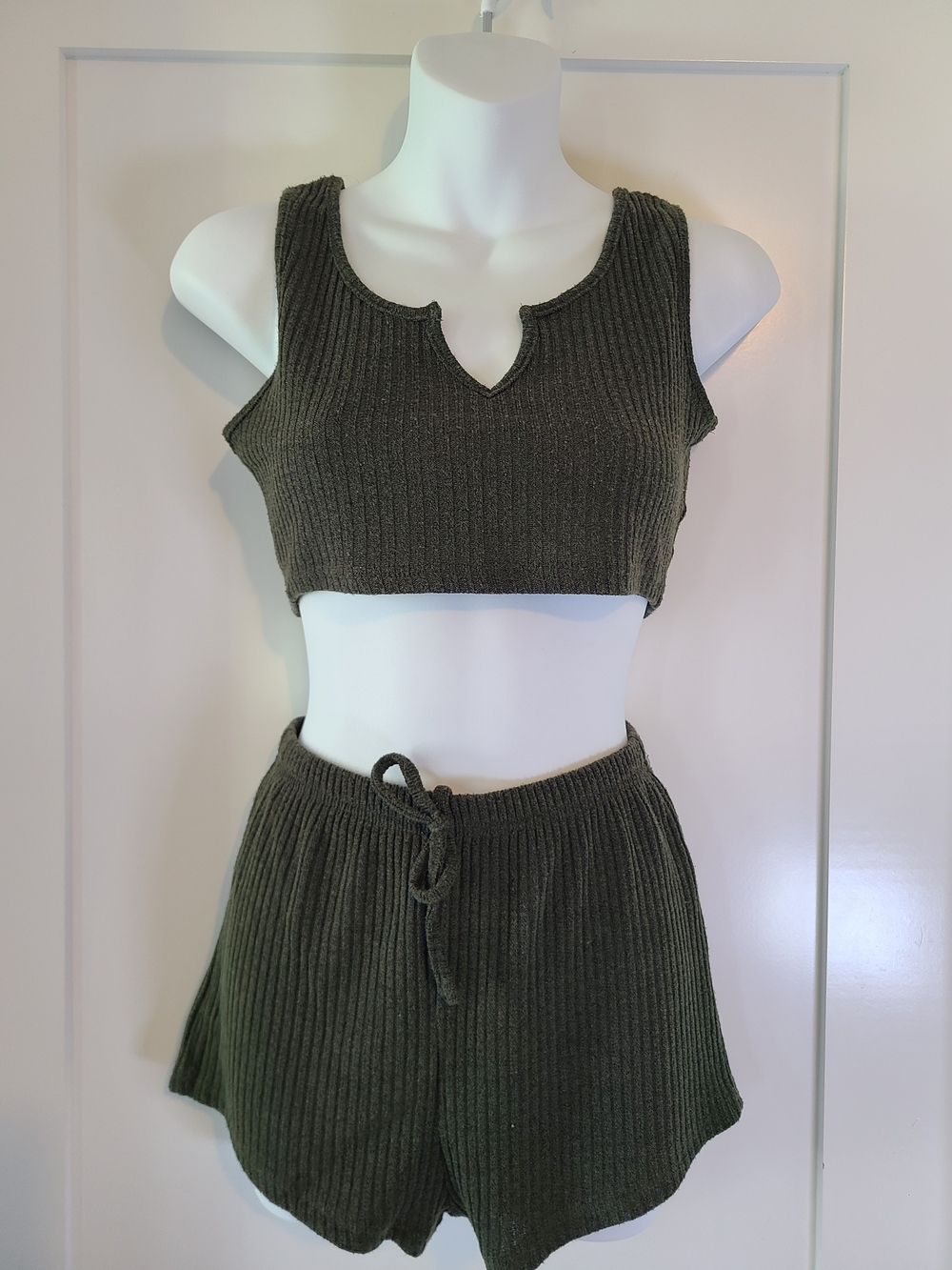 Ribbed High-Waist Knit Shorts And Tank Top Set in Olive Green
